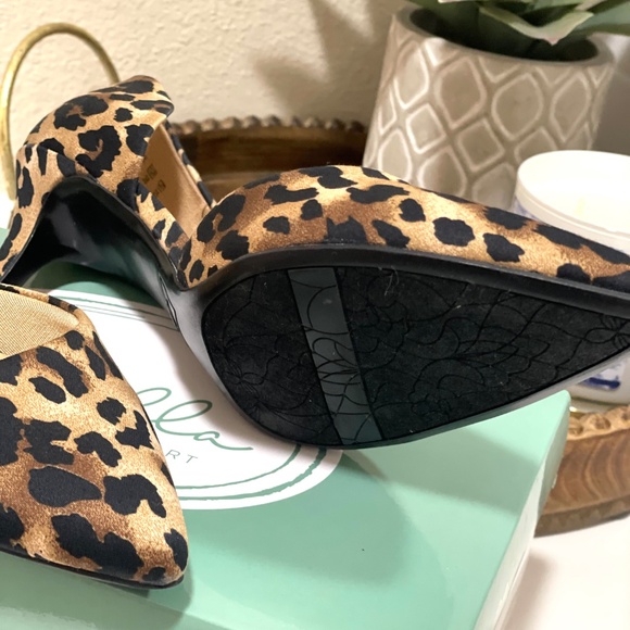 ABELLA Leopard Satine 2 Pump - Picture 5 of 6
